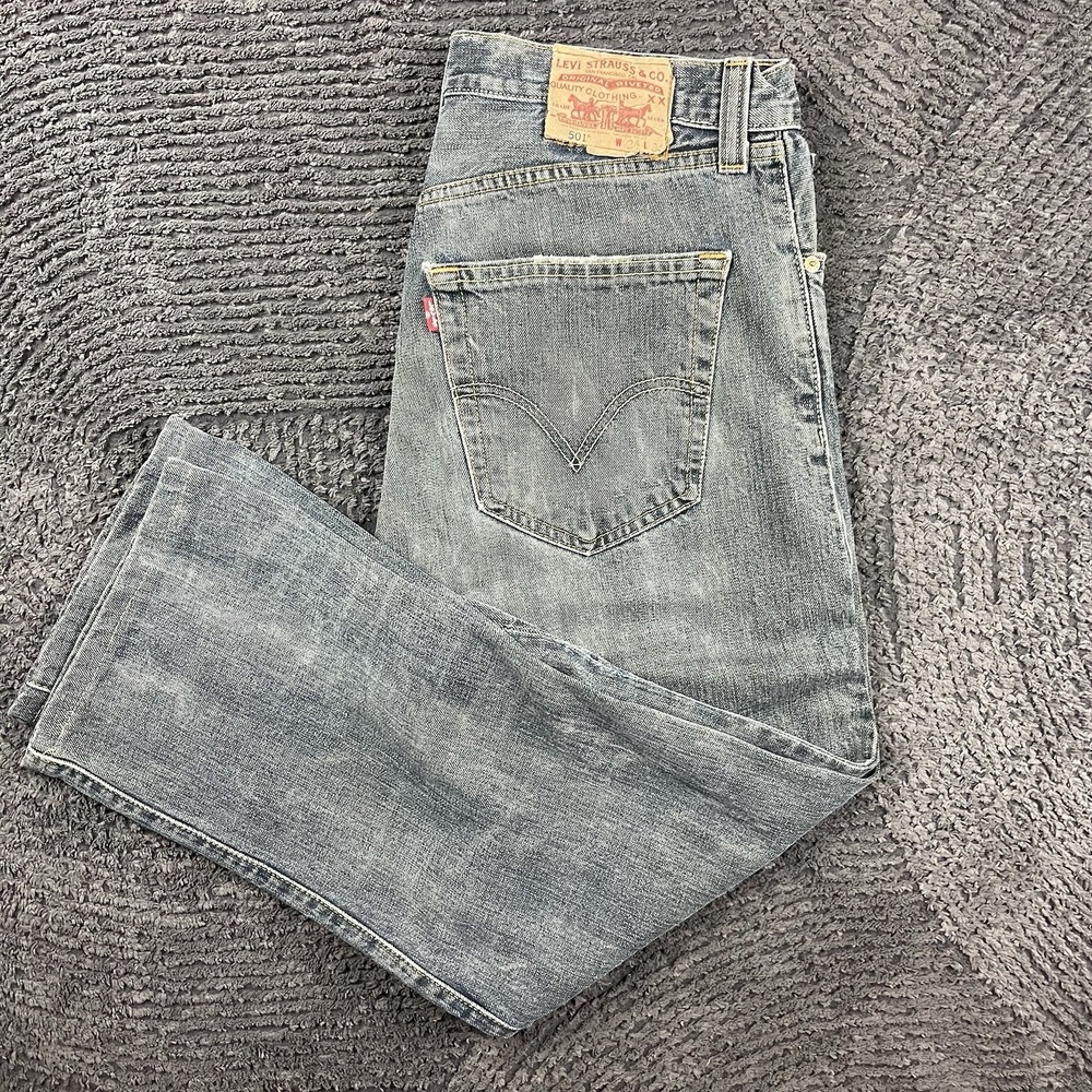 Vintage Levi's 501 Men's 32x26 Red Tab Jean Button Fly Med. Wash Distressed 00s